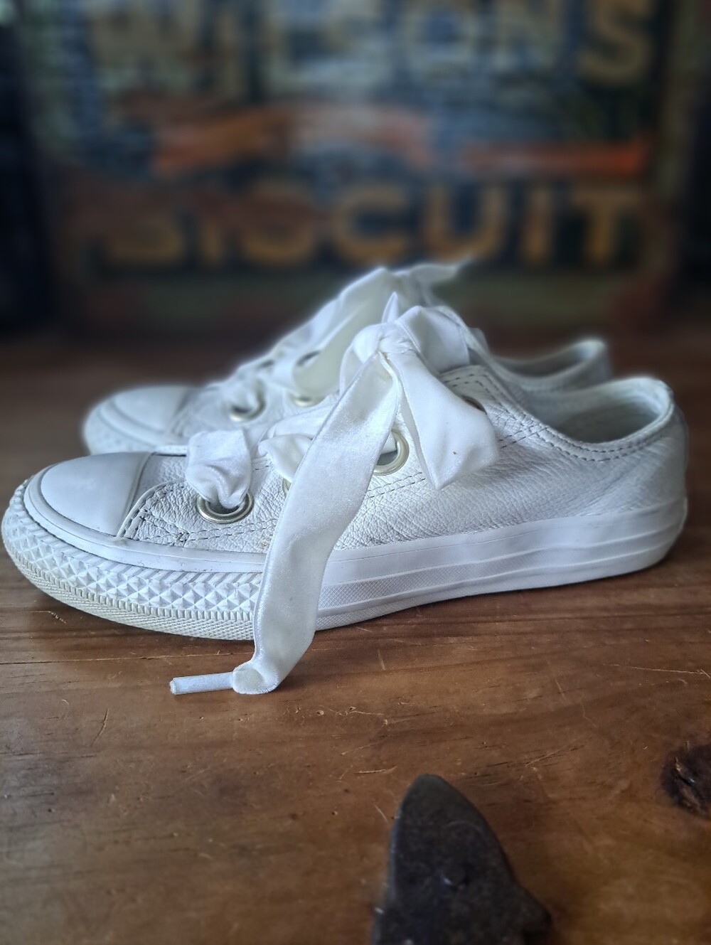 Converse Chuck Taylor All Star Kids Sneakers Size 13 White Leather 661879C